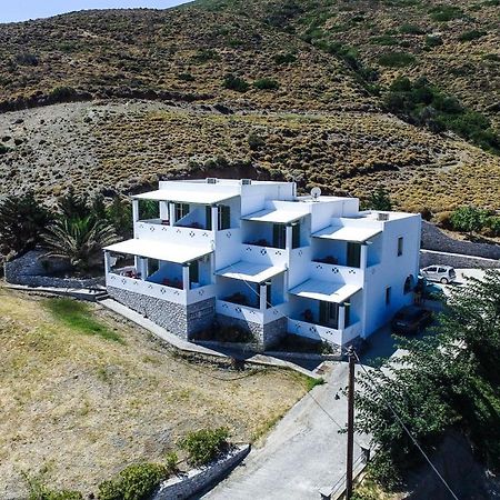 Studios Marianna Скирос Экстерьер фото