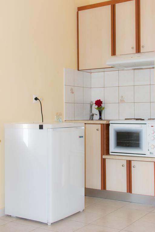 Studios Marianna Скирос Экстерьер фото