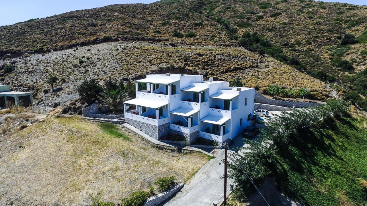Studios Marianna Скирос Экстерьер фото